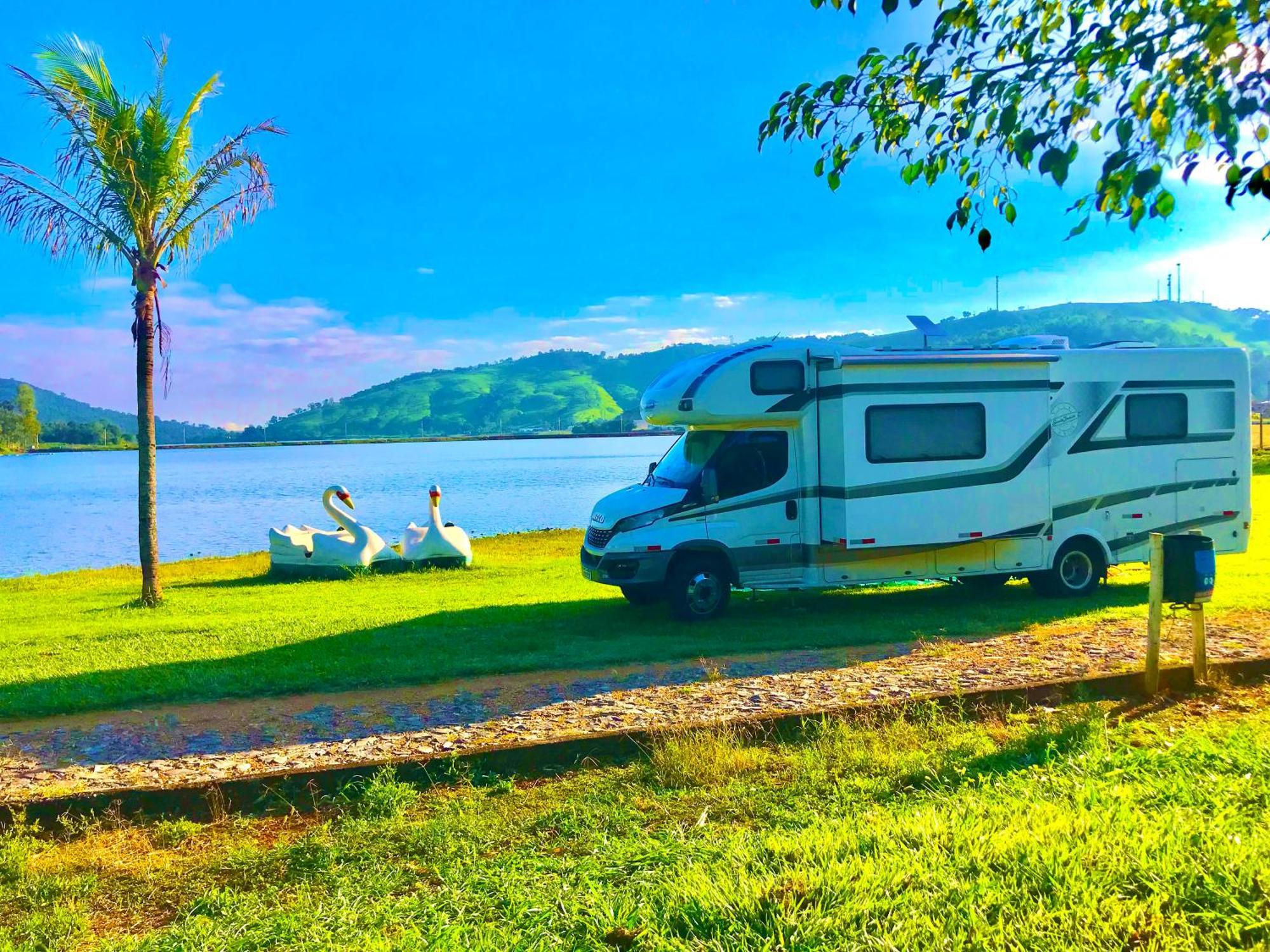 Pousada E Camping Recanto Da Praia Capitolio Exterior photo